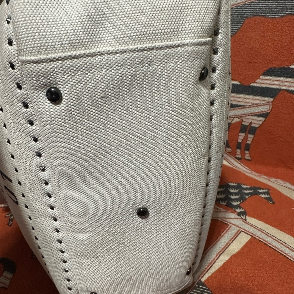 VALENTINO GARAVANI ❤️🌟ATELIER CREAM CANVAS TOTE BAG⭐️ - Picture 8 of 12